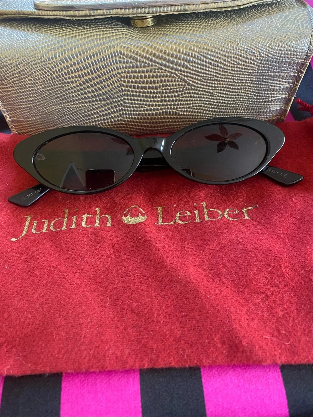 Judith Leiber Black Cat-Eye Sunglasses